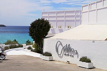Cotton Beach Club Restaurant Review exterior