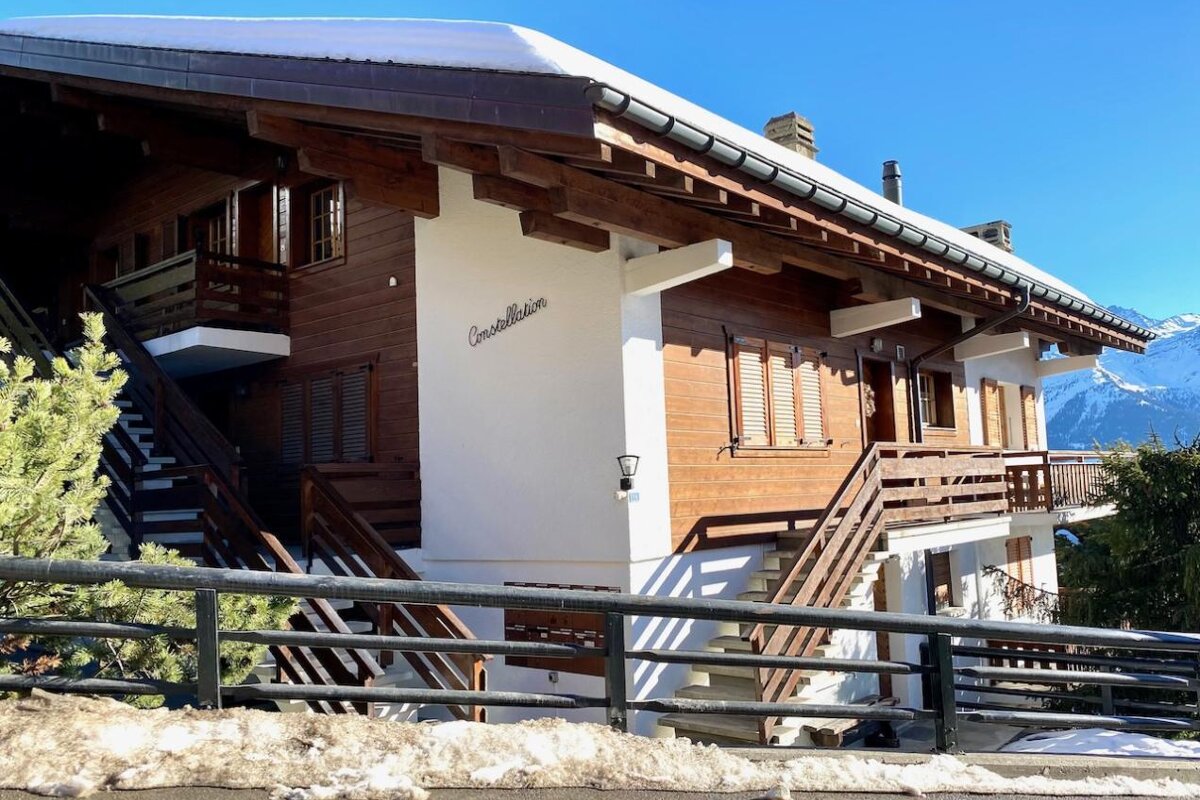 exterior-1.jpg