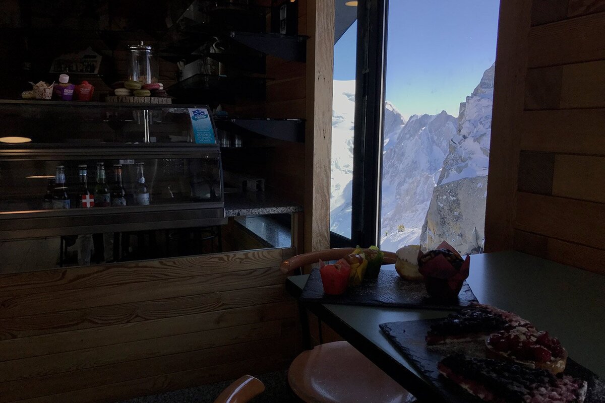 Summit 3842 Cafe, Chamonix