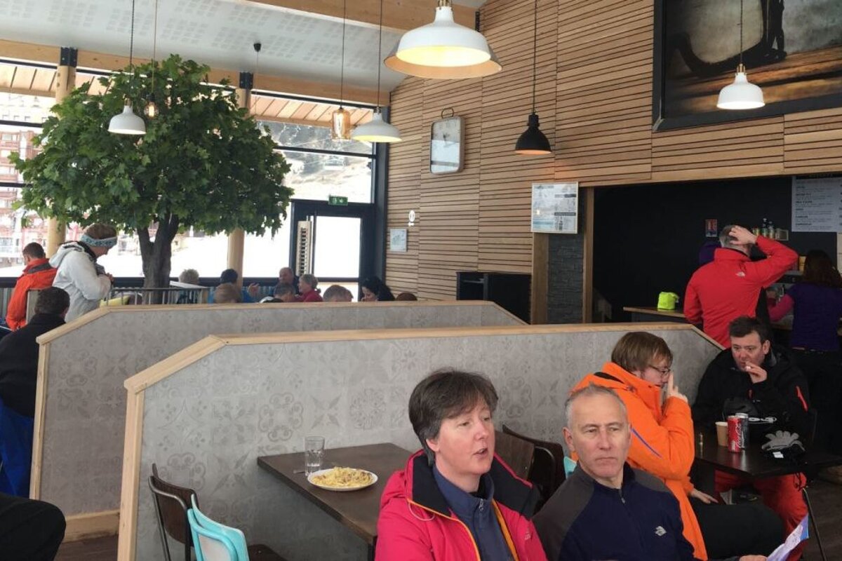 Le Bonnet restaurant review interior