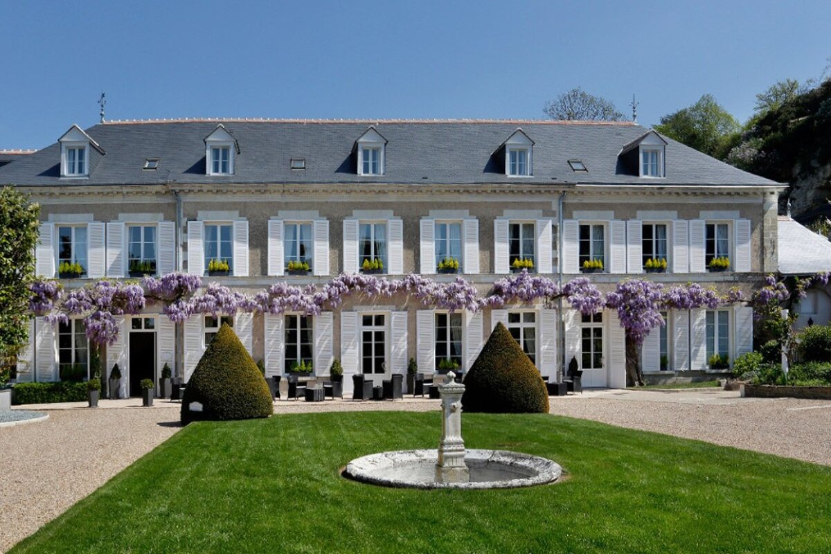 Le Manoir les Minimes Hotel, Anbiose exterior