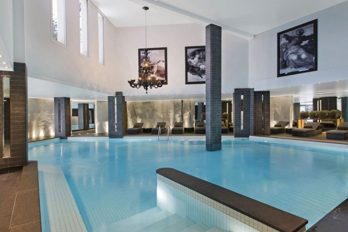 Le Strato - Sothys Spa, Courchevel 1850 pool