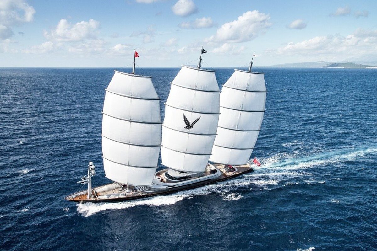 Ibiza welcomes titanic sailing yacht