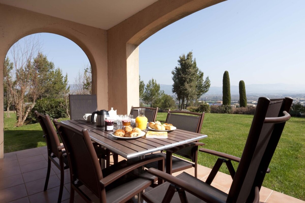 Resort Pont Royal en Provence, Studio 4/5 People, Pont-Royal terrace