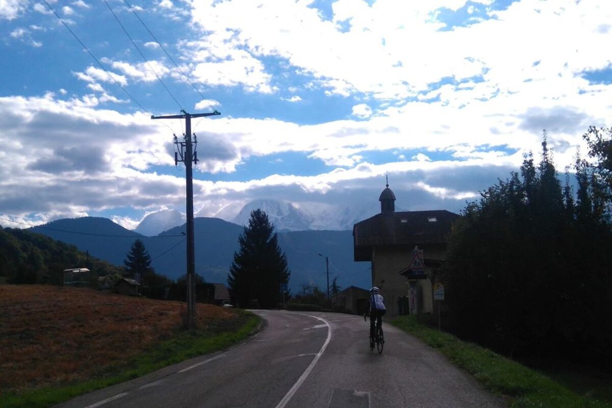 Road Biking up to Plaine Joux, Passy
