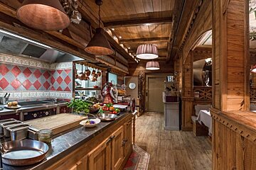 La Table du Ruitor Restaurant, Mottaret interior