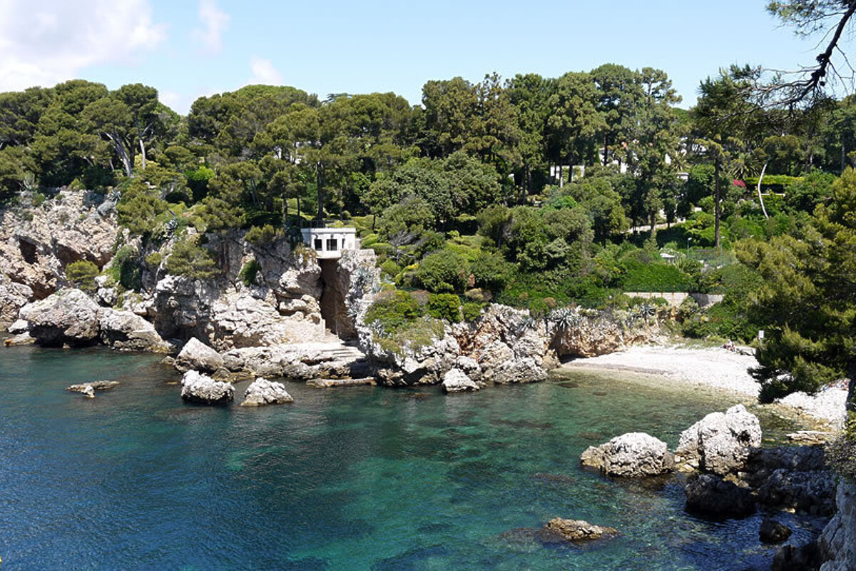 a view from the sentier littoral coastal path in Antibes
