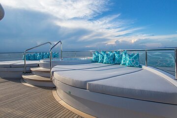 12 Person Motor Yacht, - Dream