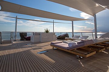 12 Person Motor Yacht, - Dream