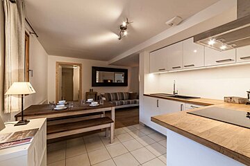 Florimont No.2 Apartment, Morzine kitchen