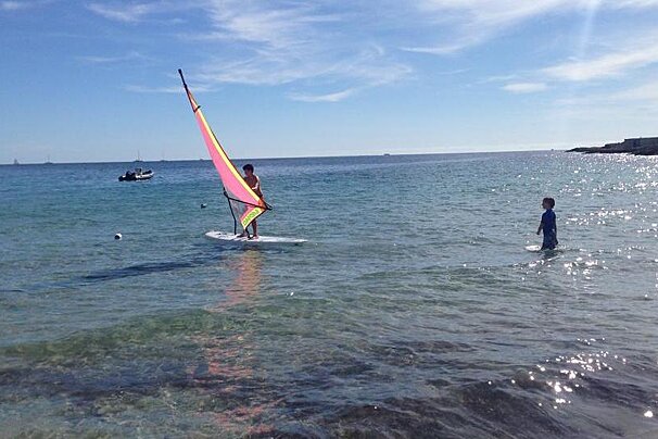 Ibiza Multisport Watersports, San Antonio & Playa d'en Bossa flyboarder