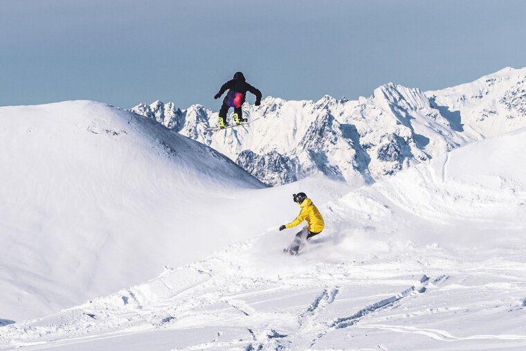 Is Les Deux Alpes safe to visit this summer & winter?