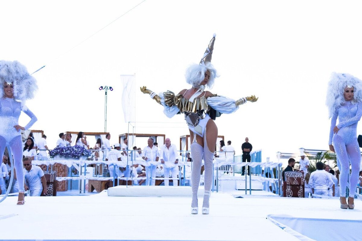 Nikki Beach Mallorca White Party 2017 Review