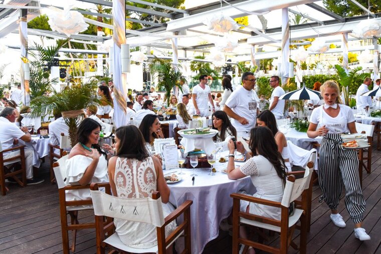 Nikki Beach Mallorca White Party 2017 Review