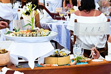 Nikki Beach Mallorca White Party 2017 Review