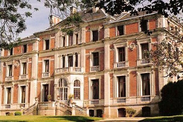 Palais Briau Hotel, Varades exterior