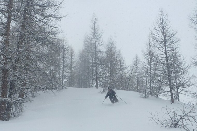 Stormy skiing in Val d'Isere