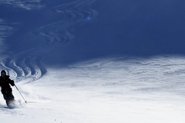 Stormy skiing in Val d'Isere