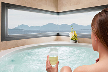 Cap d'Antibes Beach Hotel, Juan les Pins jacuzzi