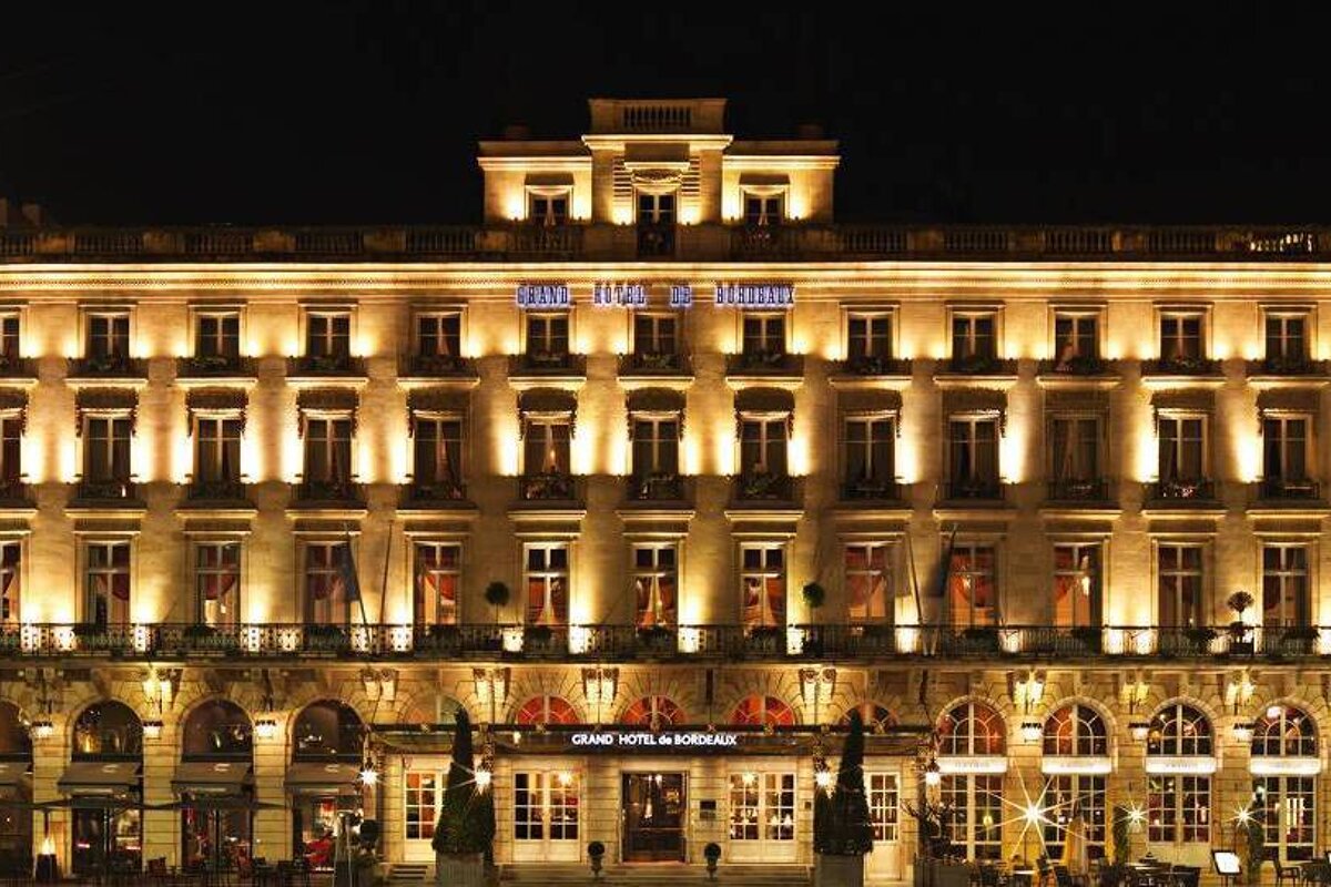 facade of grand hotel de bordeuax