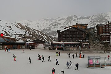 Sahara Sand & Skiing , Val d'Isere - Centre