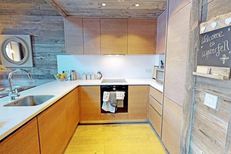 Winterfell Apartment, Meribel Village kitchen