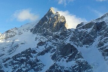 mountains in la grave