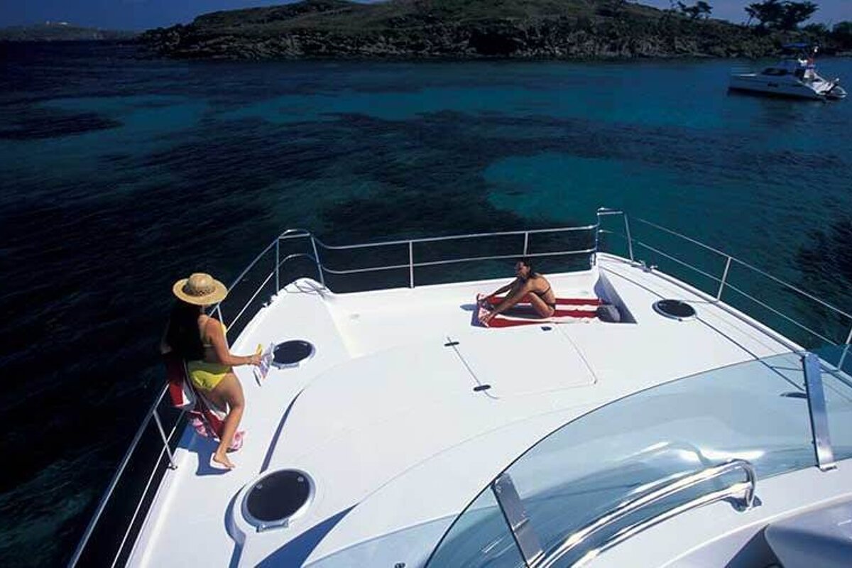 Cumberland 44 13.6m Power Catamaran, Palma de Mallorca deck