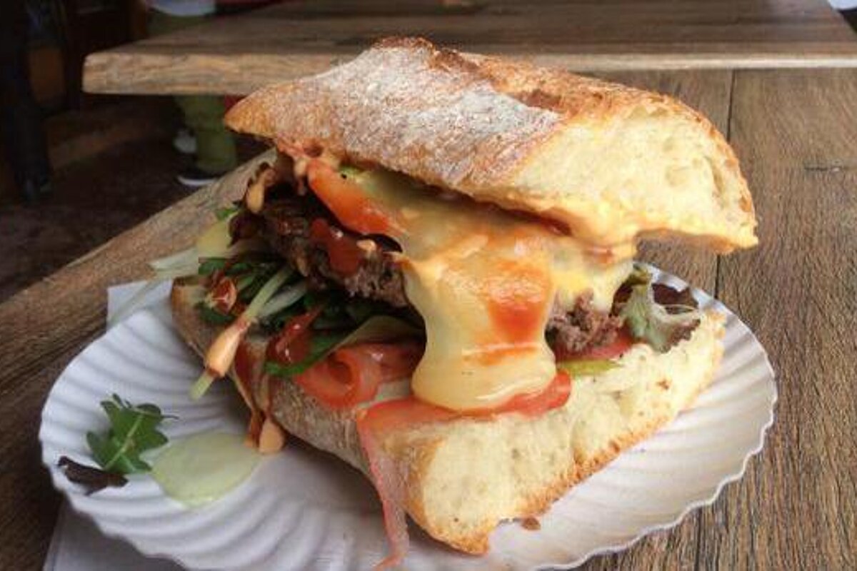 A huge burger in meribel