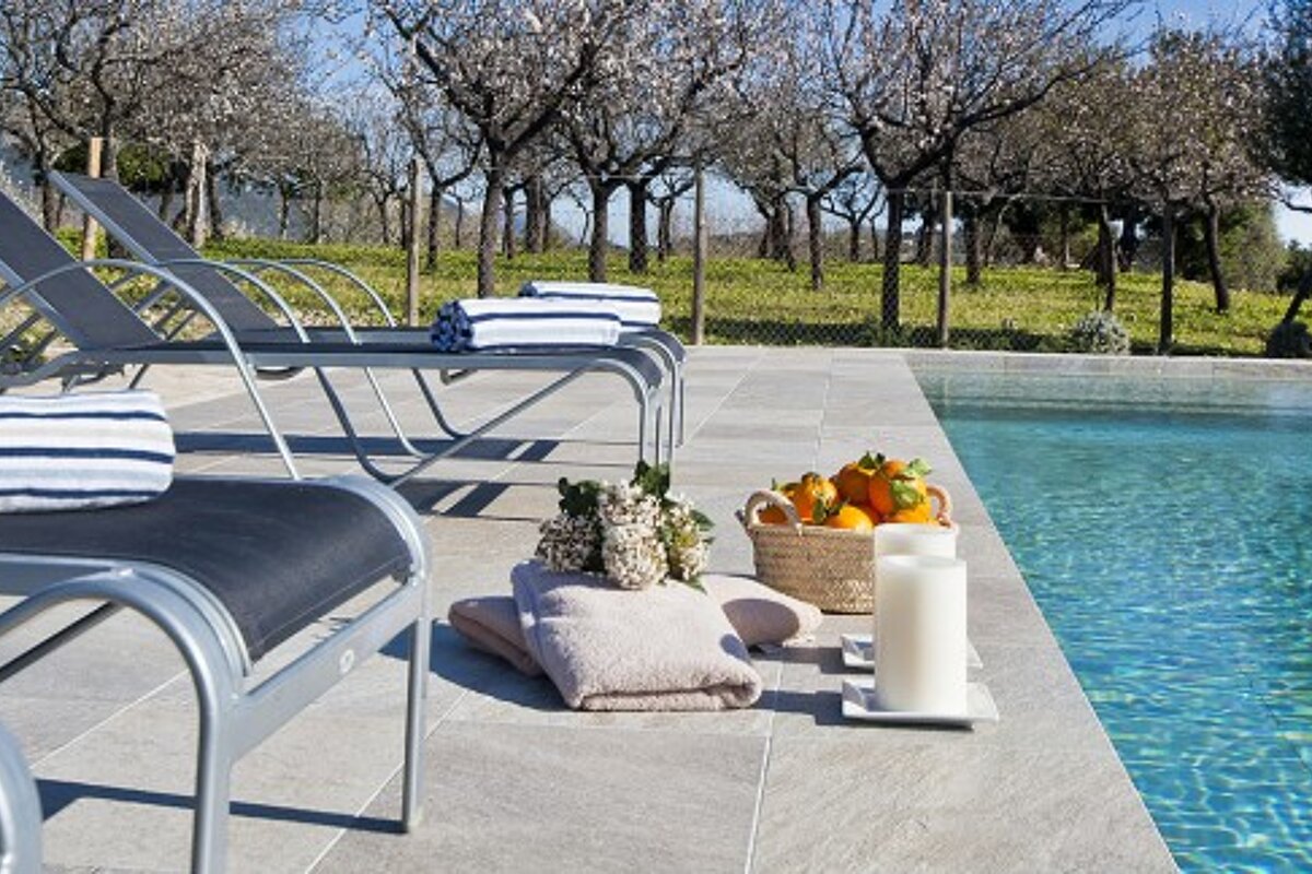 Alex & Susan Terry: Managers of Son Arnau Boutique Hotel swimming pool
