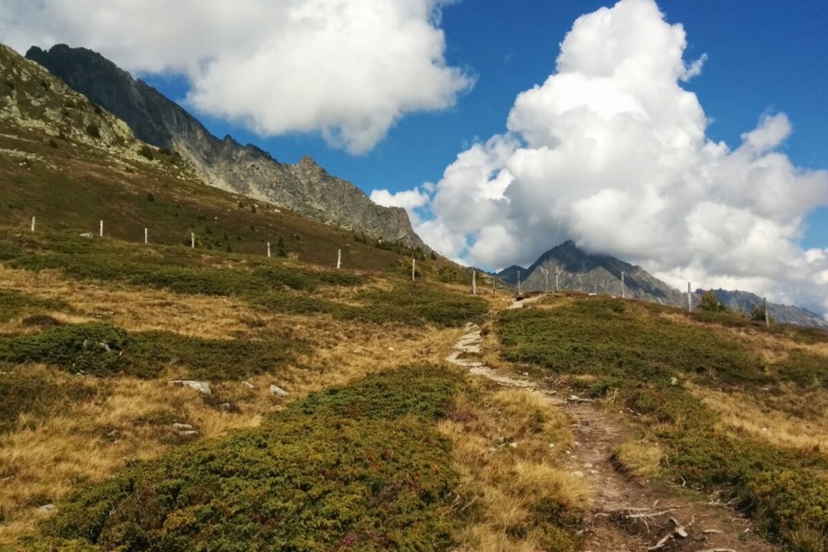 Emosson Dam via The Refuge de Loriaz walking
