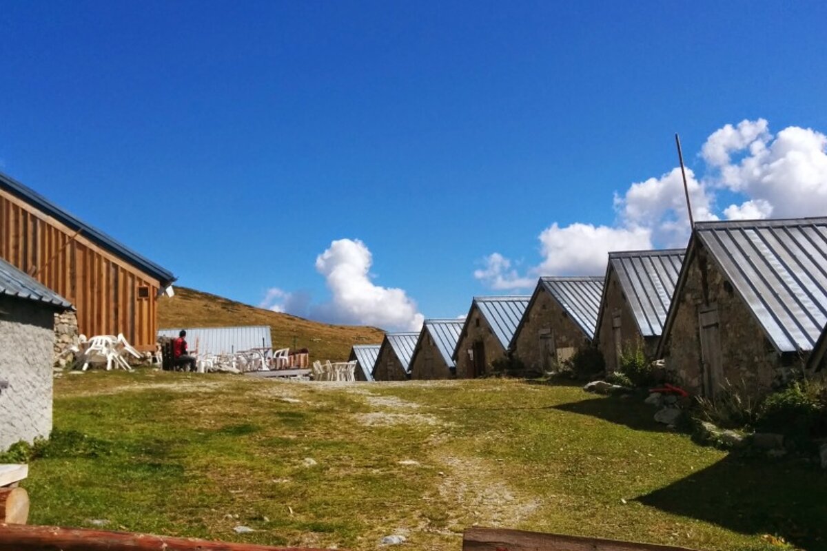 Emosson Dam via The Refuge de Loriaz walking
