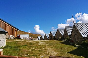Emosson Dam via The Refuge de Loriaz walking