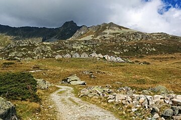 Emosson Dam via The Refuge de Loriaz walking