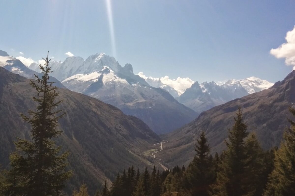 Emosson Dam via The Refuge de Loriaz walking