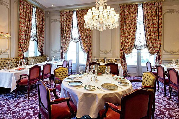 Joel Robuchon Restaurant, Bordeaux - Centre interior