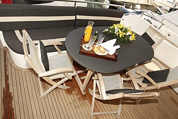 Princess 78' 23m Motor Yacht, Mallorca Island dining