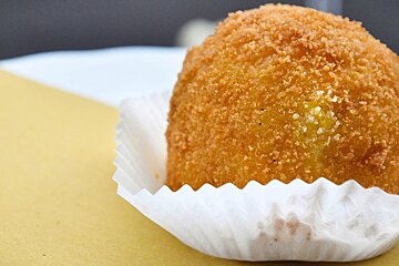 Antica Focacceria San Francesco Restaurant, Milan style of cuisine