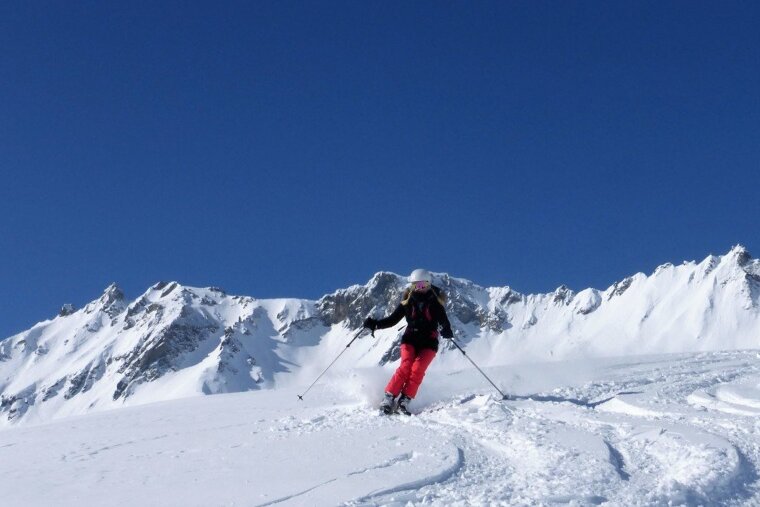 Bitter cold skiing in Val d'Isere