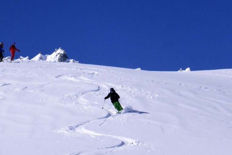 Bitter cold skiing in Val d'Isere