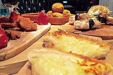 Le Vins & 1 Restaurant Review style of cuisine