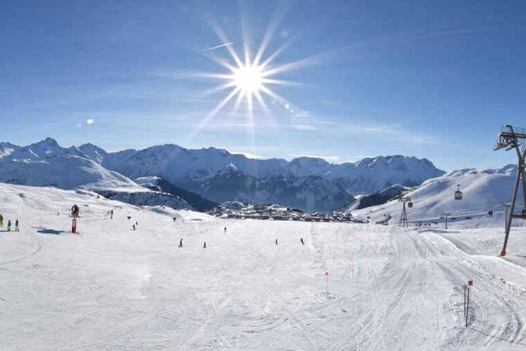 10 reasons Alpe d'Huez is great for good skiers this winter 2018/19