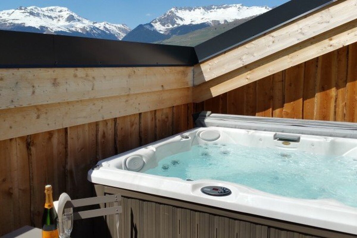 Lievre Blanc Chalet, Montchavin / Les Coches jacuzzi