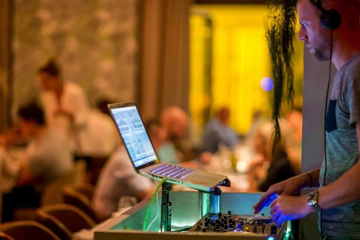 La Mome Restaurant, Cannes restaurant