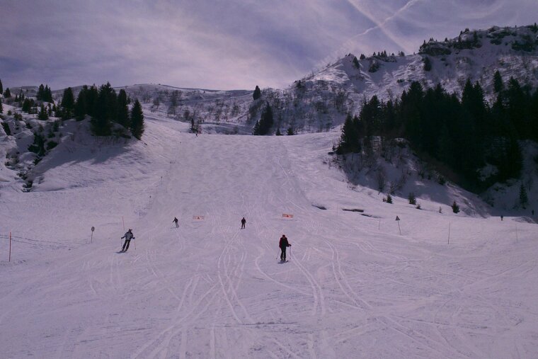 Morzine Skiers Piste Chamossiere