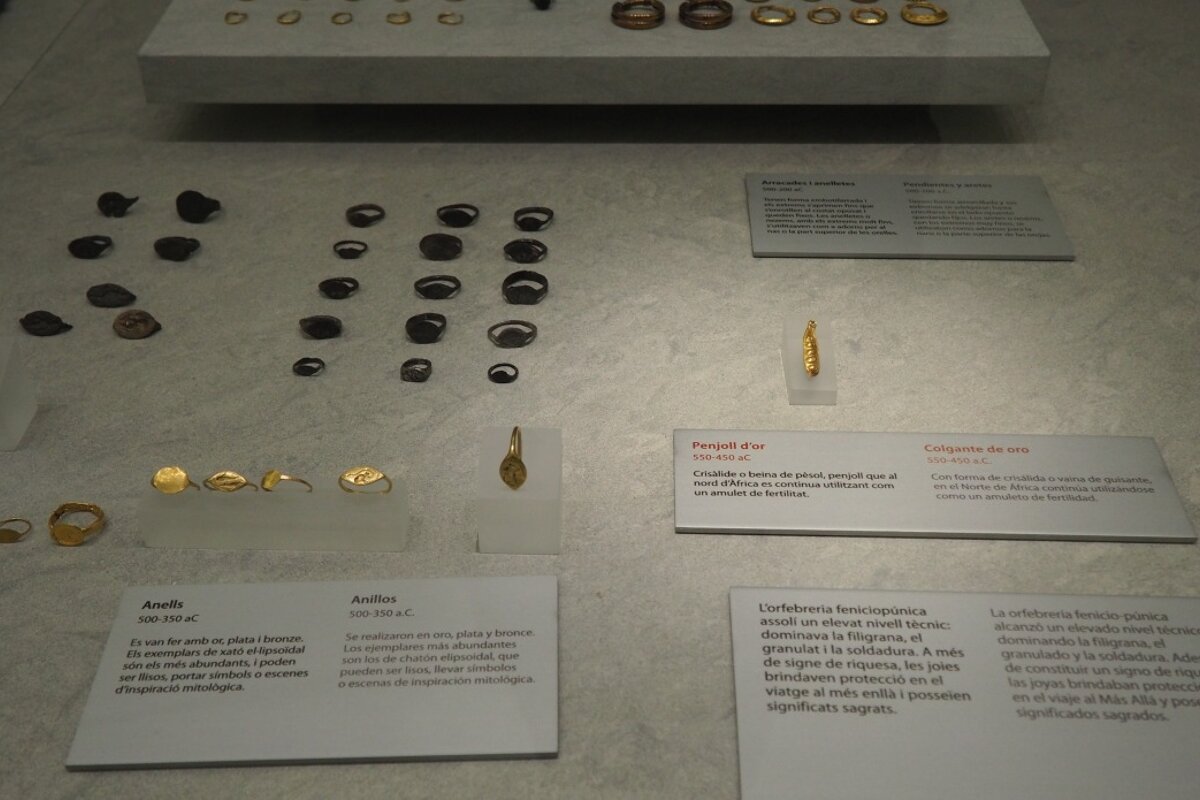 Small archeological items in Ibiza