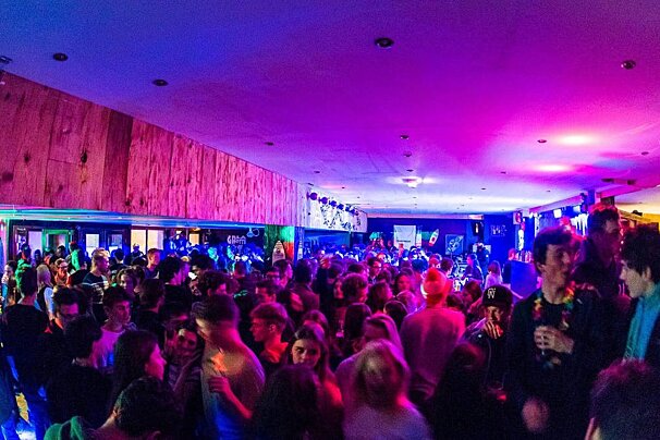 La Grotte du Yeti Bar, Alpe d'Huez - Centre interior