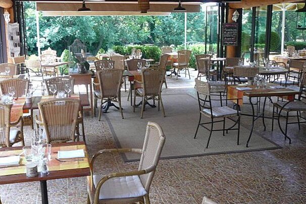 L'Estellan Restaurant, Les Imberts interior