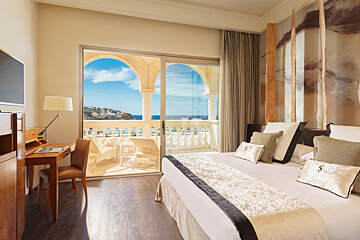 Port Adriano Marina Golf & Spa Luxury Hotel, El Toro double bedroom