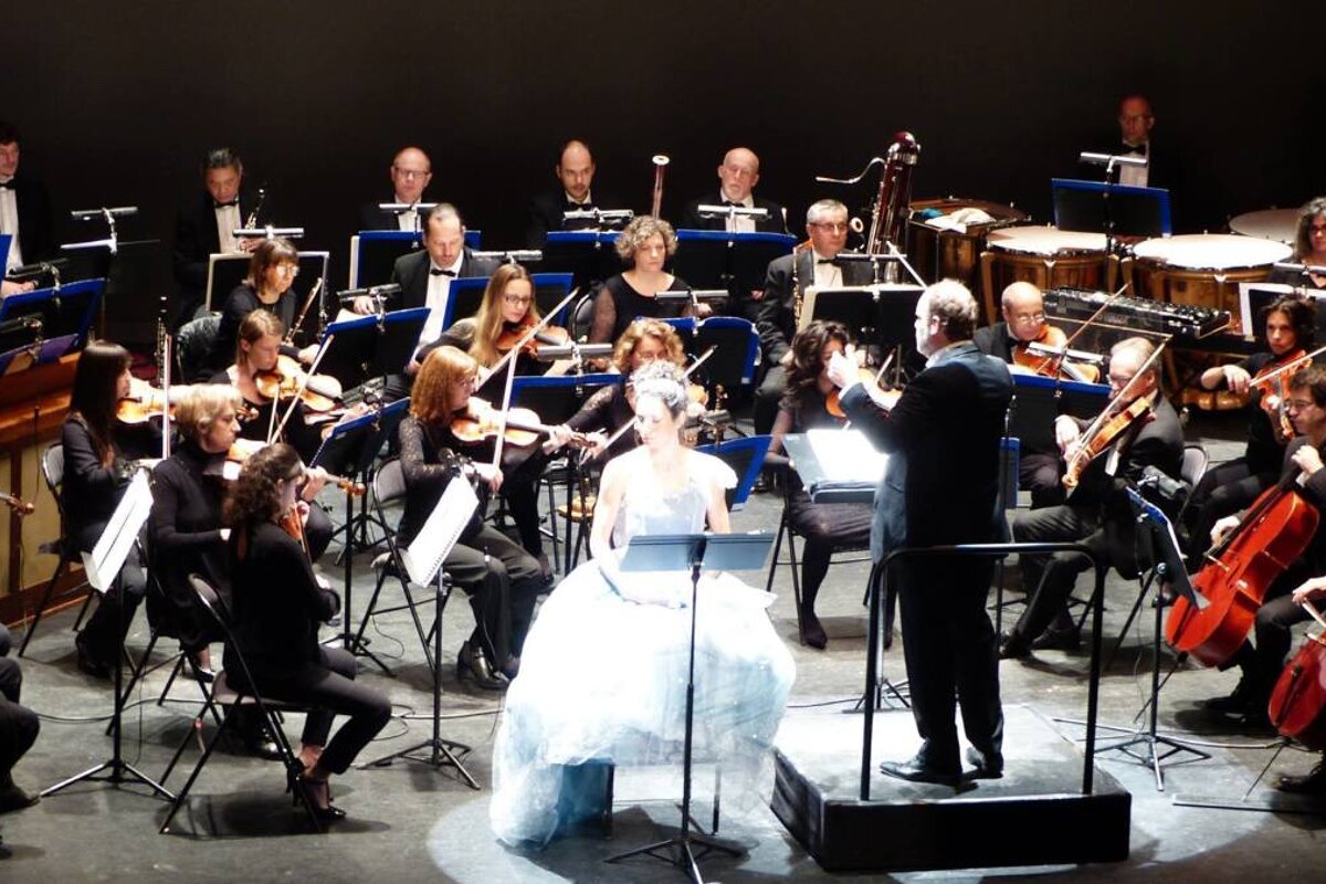 an orchestra in provence